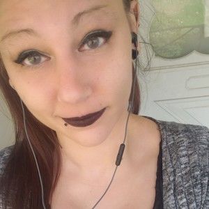 Meet your Posher, Aliki